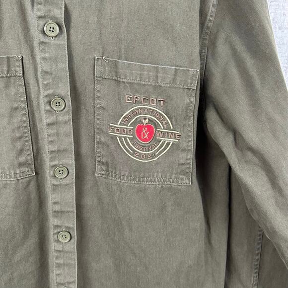 Disney Women Long Sleeve Epcot Food Wine 2021 Top Green Micky Minnie Size Large - Picture 3 of 7